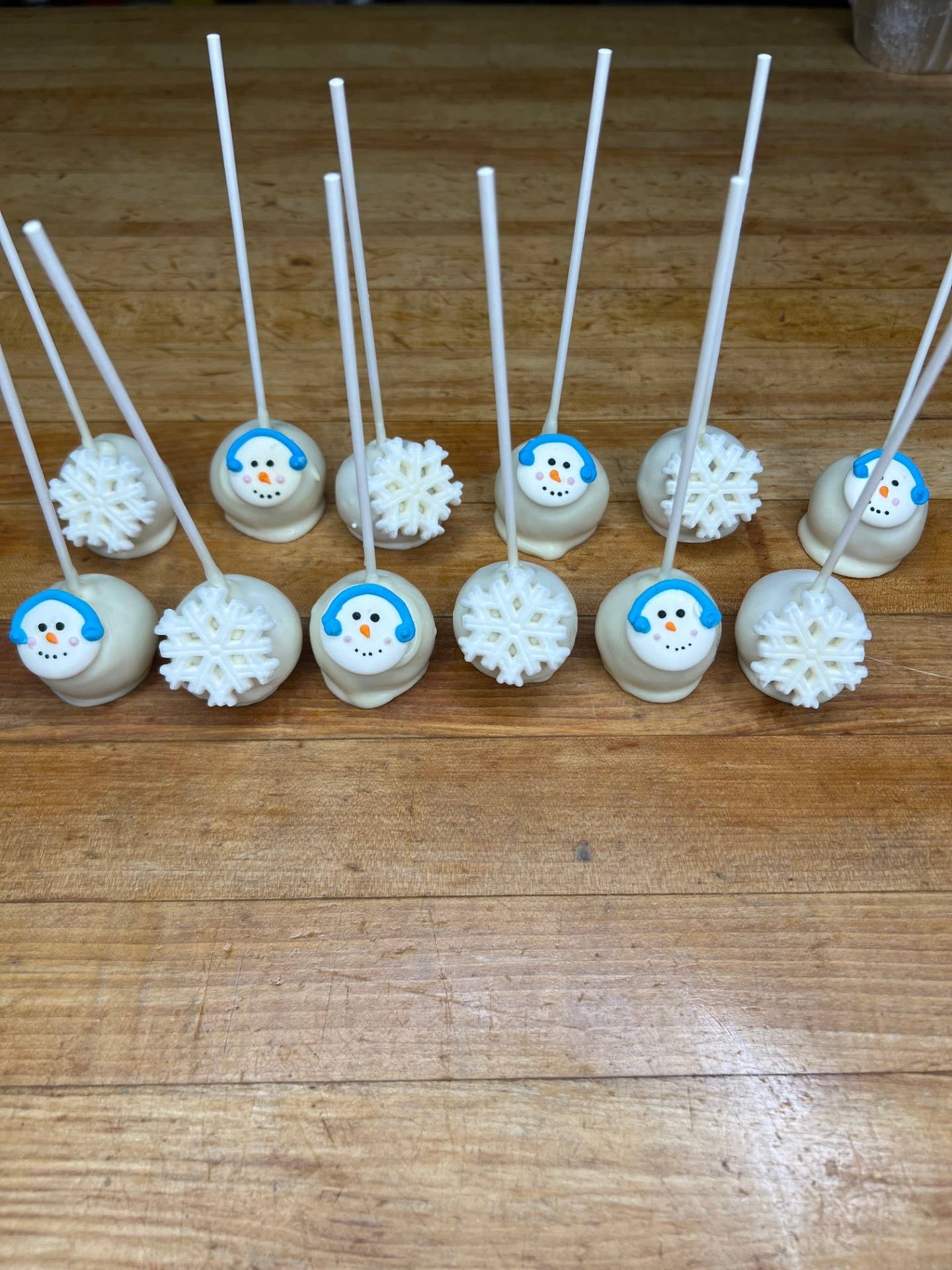 Let it Snow Cake Pops